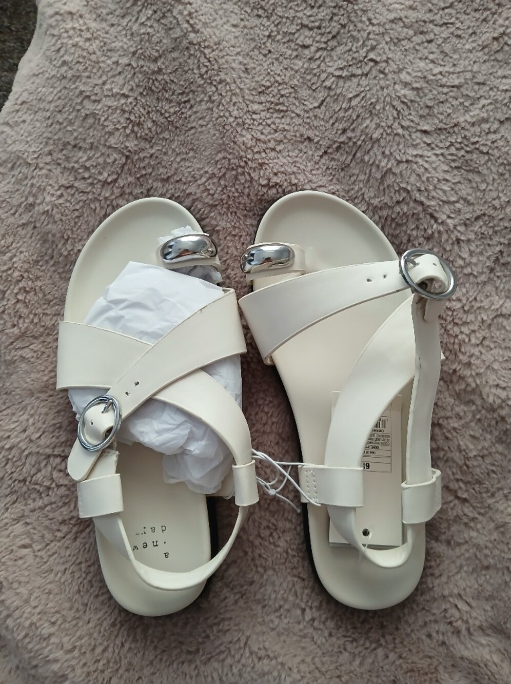 A New Day Women's Penelope Toe Ring Sandals Size 6.5 Bone Ivory New With Tags